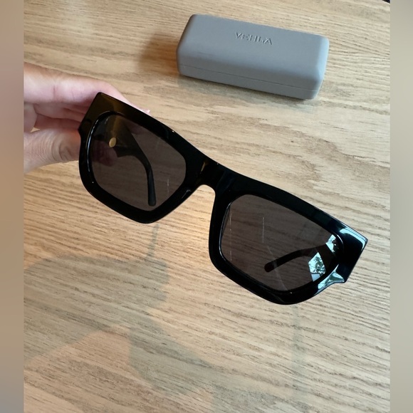 VEHLA Finn Black Smoke - Picture 2 of 6